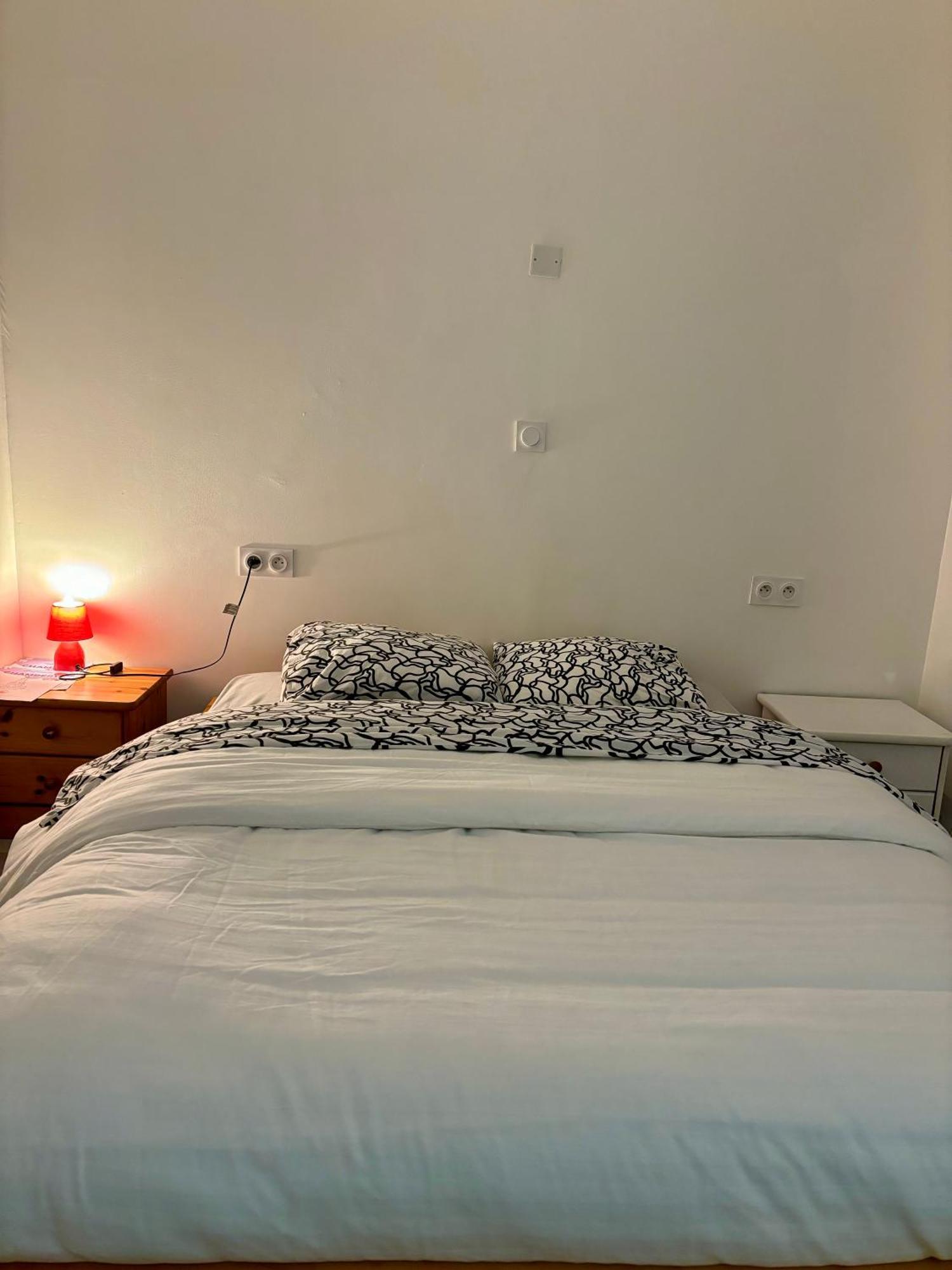 Moonlight Apartment ชองเบรี ภายนอก รูปภาพ